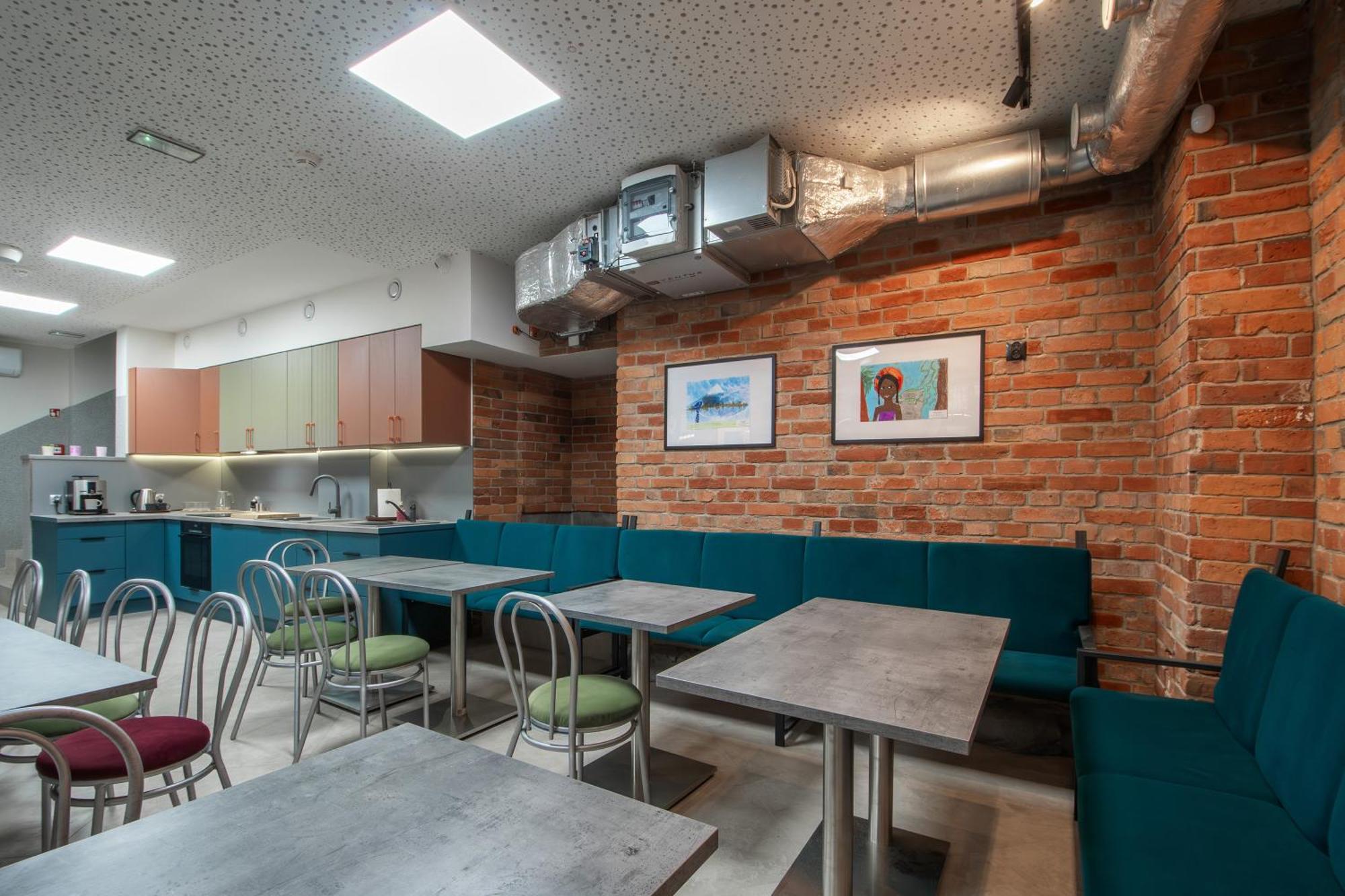Happy Street Hostel Торунь Экстерьер фото